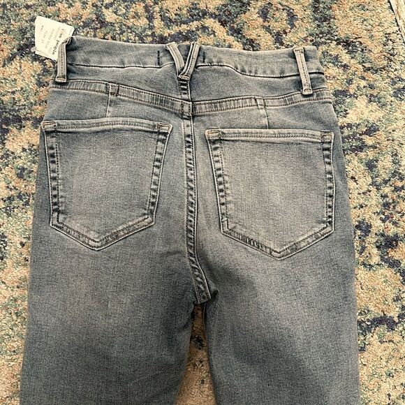 NWT Free People Sunday Blue Skinny Jeans - Picture 7 of 9